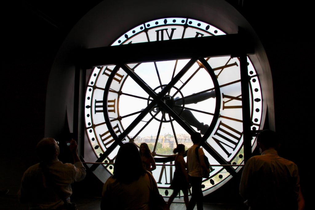 オルセー美術館のシンボル「大時計」