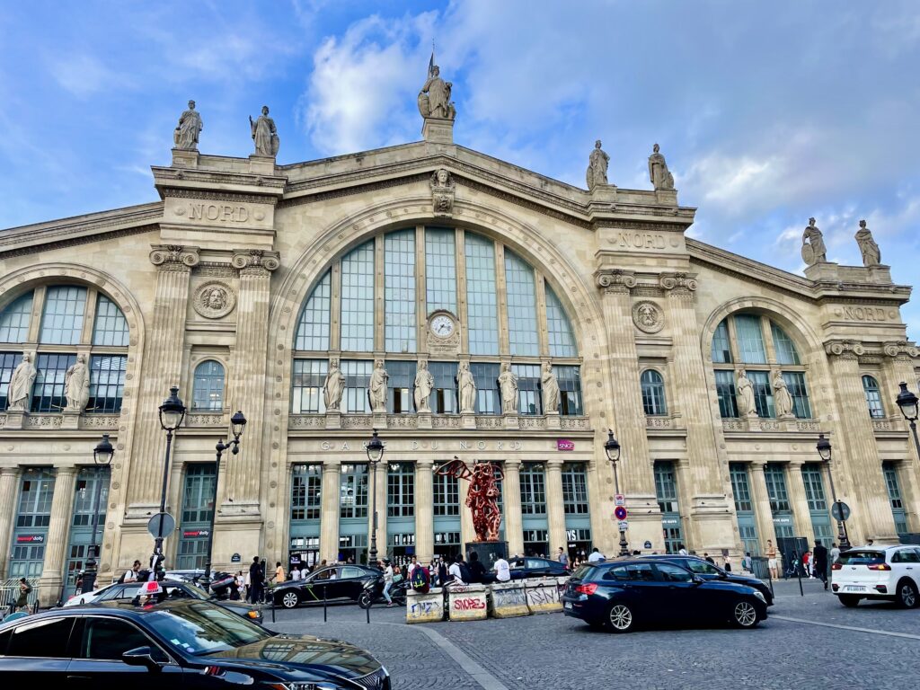 パリ北駅の立派な外観