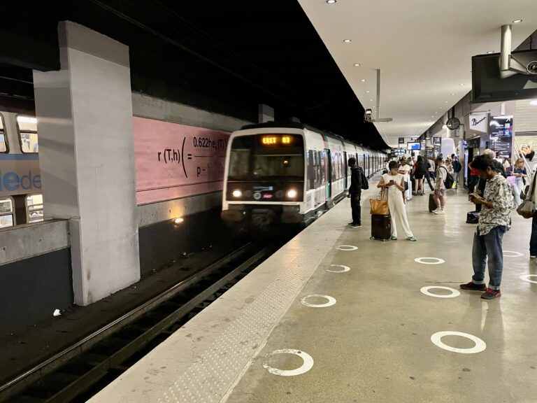 RER B線でシャルル・ド・ゴール空港とパリ北駅のアクセス方法・2024年8月 | それ行け！子連れ海外旅行