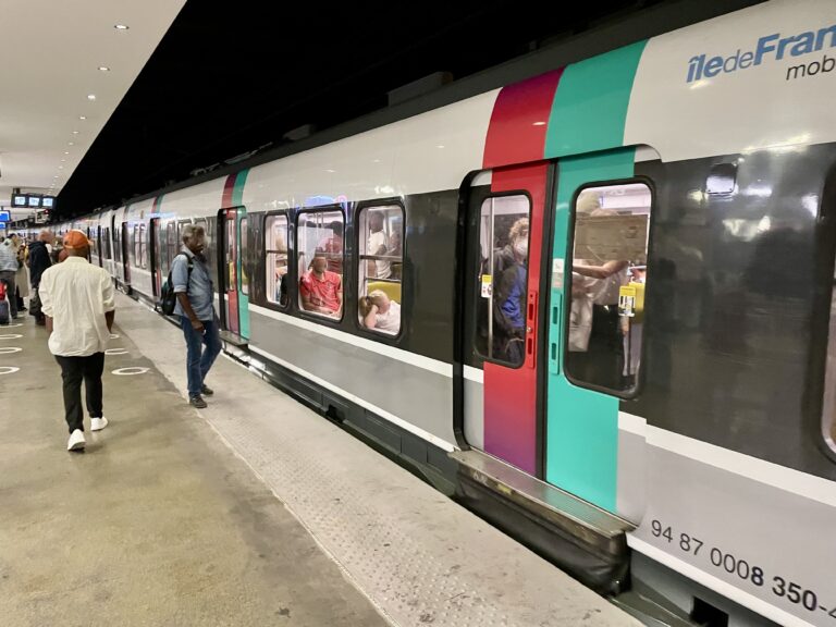 RER B線でシャルル・ド・ゴール空港とパリ北駅のアクセス方法・2024年8月 | それ行け！子連れ海外旅行