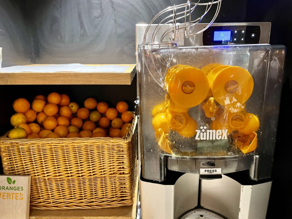 オレンジジュース絞り機