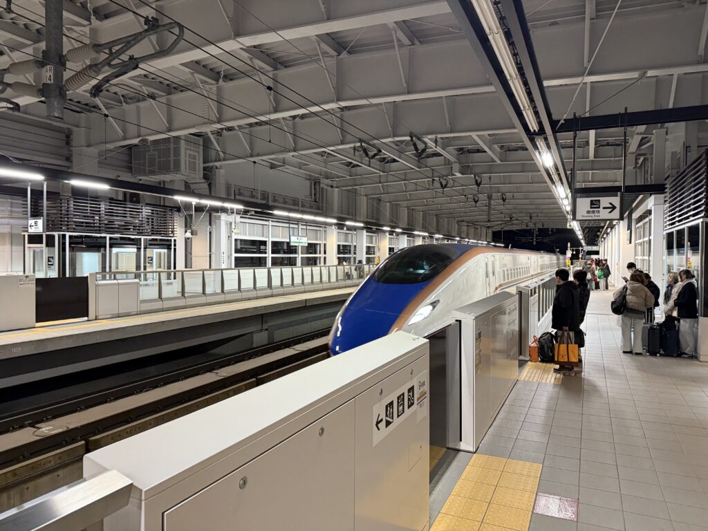 帰りの飯山駅新幹線ホーム
